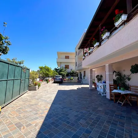 Guest house Garden A&x *