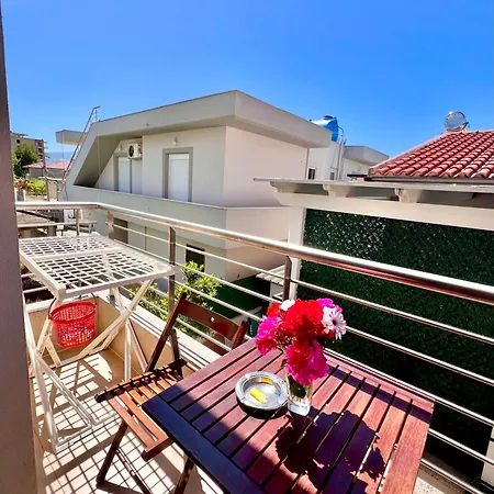 Garden A&x * فلورا