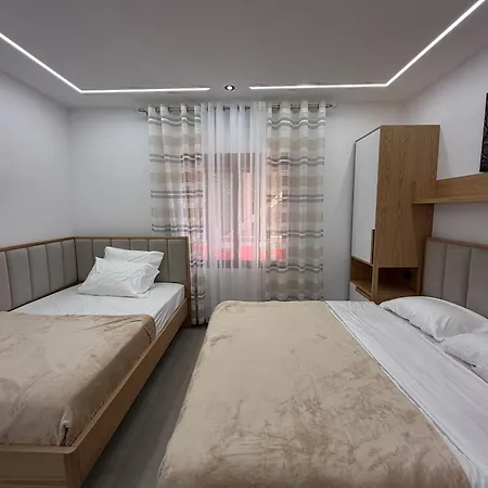Garden A&x Gæstehus Vlorë