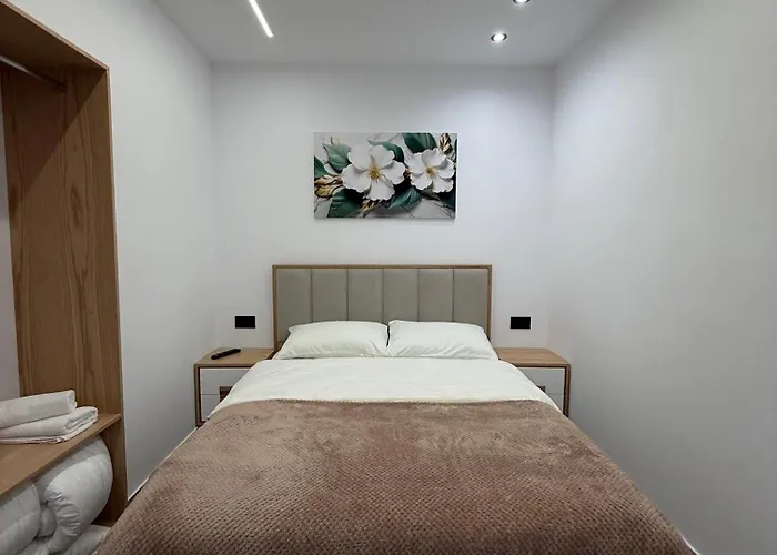Garden A&x 3*