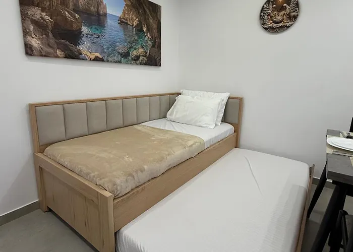 Garden A&x Vlorë