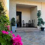 בית הארחה Garden A&x 3*