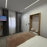 Garden A&x בית הארחה Vlorë