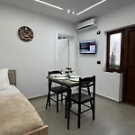 Garden A&x 3* Vlorë