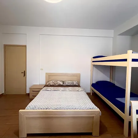 게스트하우스 Garden A&x Vlorë