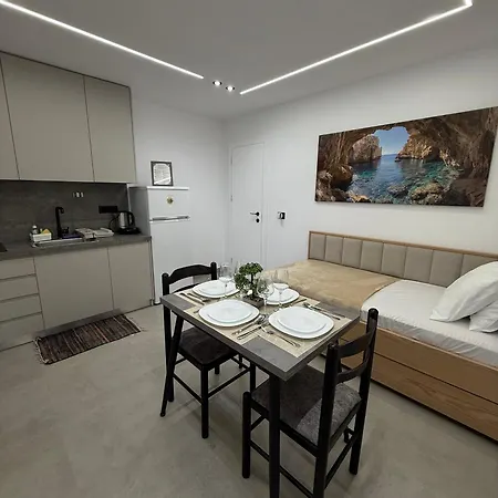 Pensión Garden A&x Vlorë