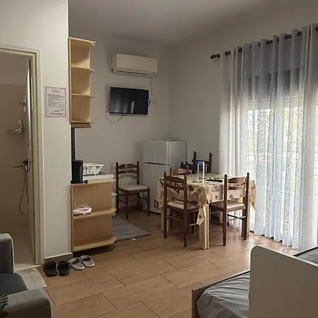 Garden A&x Gasthof Vlorë