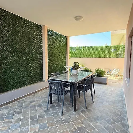 Garden A&x