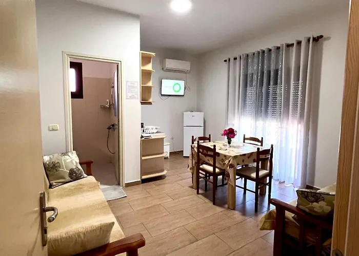 Garden A&x Vlore