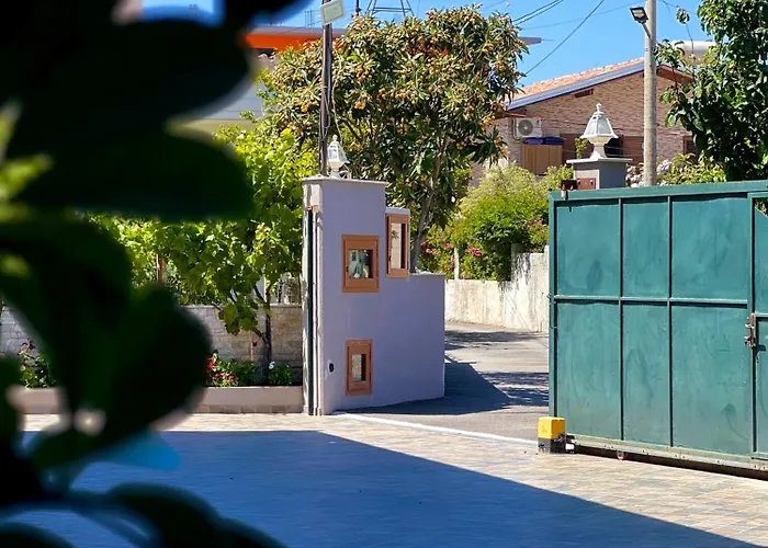 Garden A&x Gæstehus *